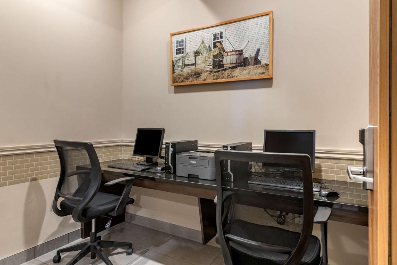 Best Western Plus Bridgewater Hotel & Convention Centre מראה חיצוני תמונה