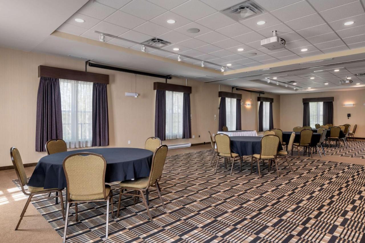 Best Western Plus Bridgewater Hotel & Convention Centre מראה חיצוני תמונה